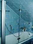 Breuer Elana Komfort Drehfalttür mit Schrägschnitt und Seitenwand auf Badewanne, Sondermaß, Echtglas klar 6mm, Bild 1