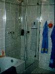 Breuer Premium Line Drehtür + Badewannenseitenwand "Prima", Profile Alu-verchromt, Echtglas klar 6 mm, Bild 1