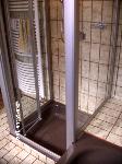 Breuer Falttür Eleganca mit 2 Seitenwänden, davon 1x verkürzte Seitenwand Sondermaß, Profil Alu-silber-matt, Echtglas klar hell, Bild 2